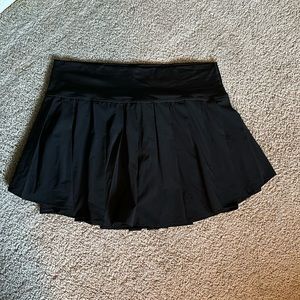 OFFLINE By Aerie Real Me Pleated Tennis Skirt in Black